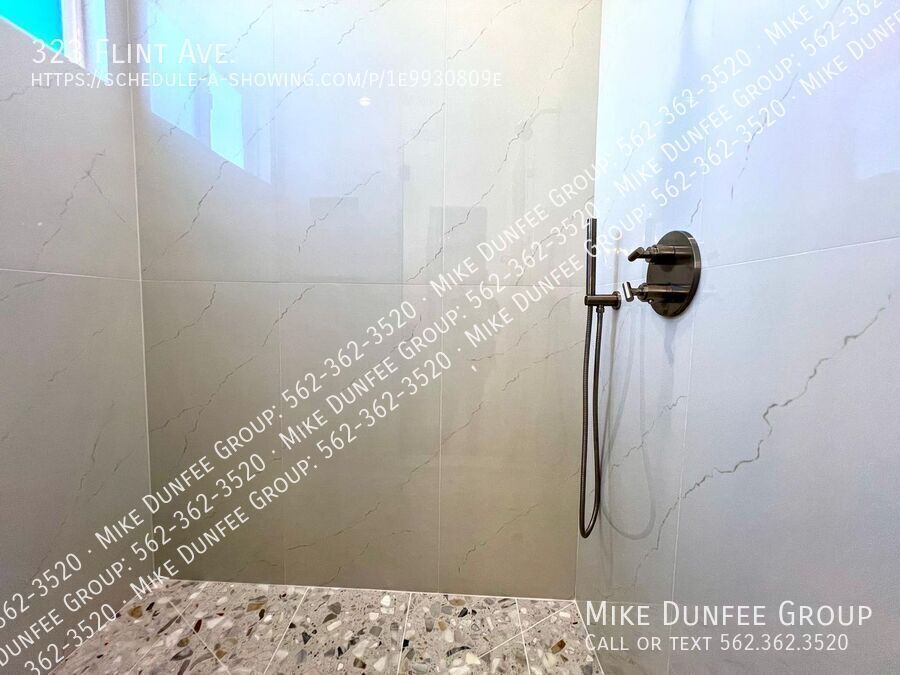 Long Beach Newly-Constructed 4 Bedroom Home With Deck and All Appliances property image