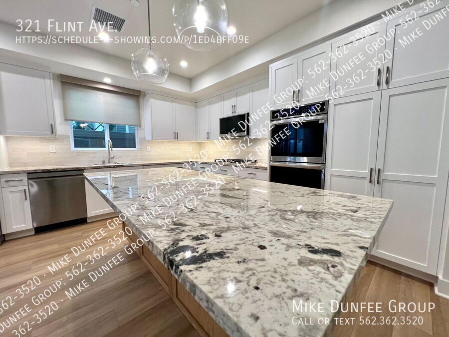 Newly-Built Four Bedroom House Featuring Deck and Two-Car Garage property image