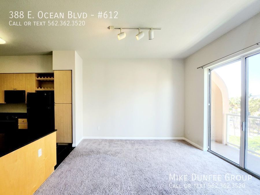 Beautiful One Bedroom With City Views at AQUA Towers property image