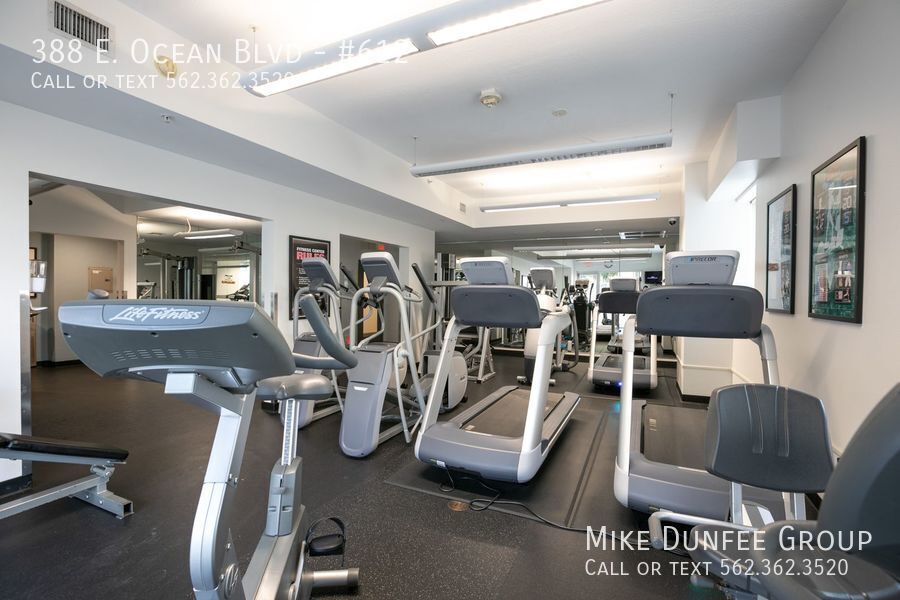 Beautiful One Bedroom With City Views at AQUA Towers property image