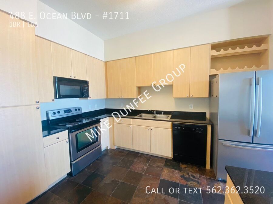 Spacious One Bedroom Condo in Downtown Long Beach property image