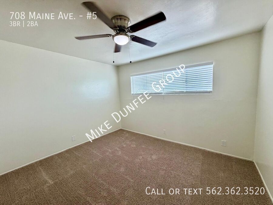 Three Bedroom in Wilmore Area With Two Garages property image