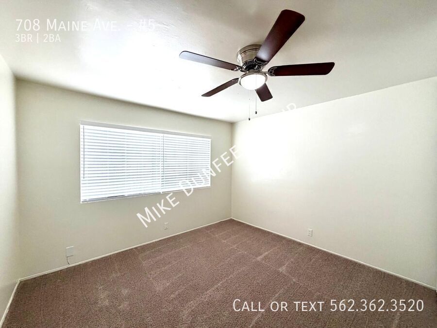 Three Bedroom in Wilmore Area With Two Garages property image