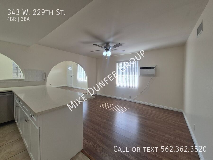 Beautiful 4-bedrooms and 3-bathroom Home in Carson, CA property image