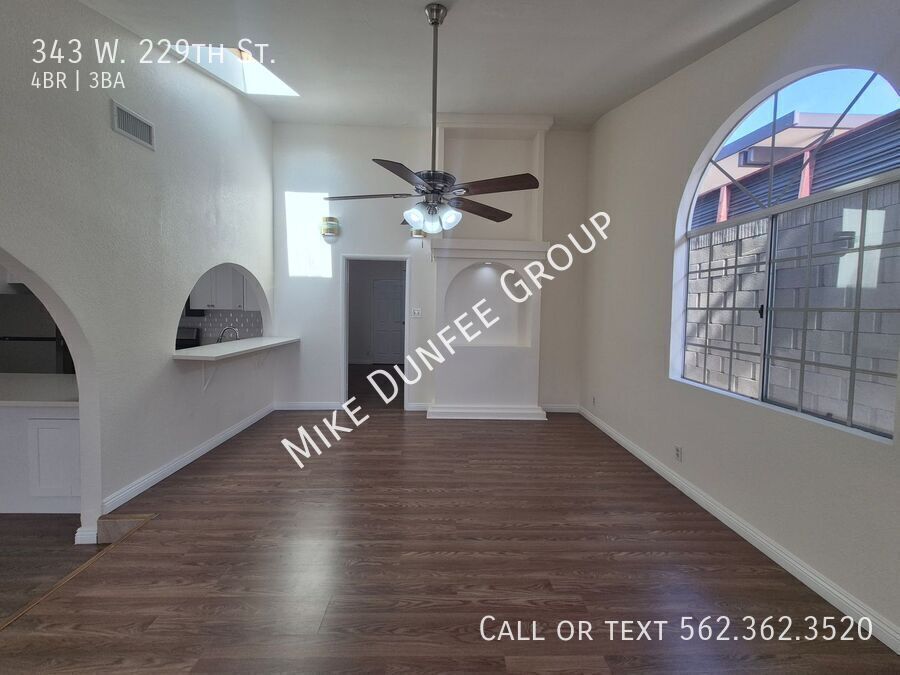 Beautiful 4-bedrooms and 3-bathroom Home in Carson, CA property image