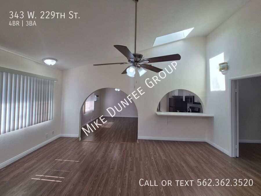Beautiful 4-bedrooms and 3-bathroom Home in Carson, CA property image