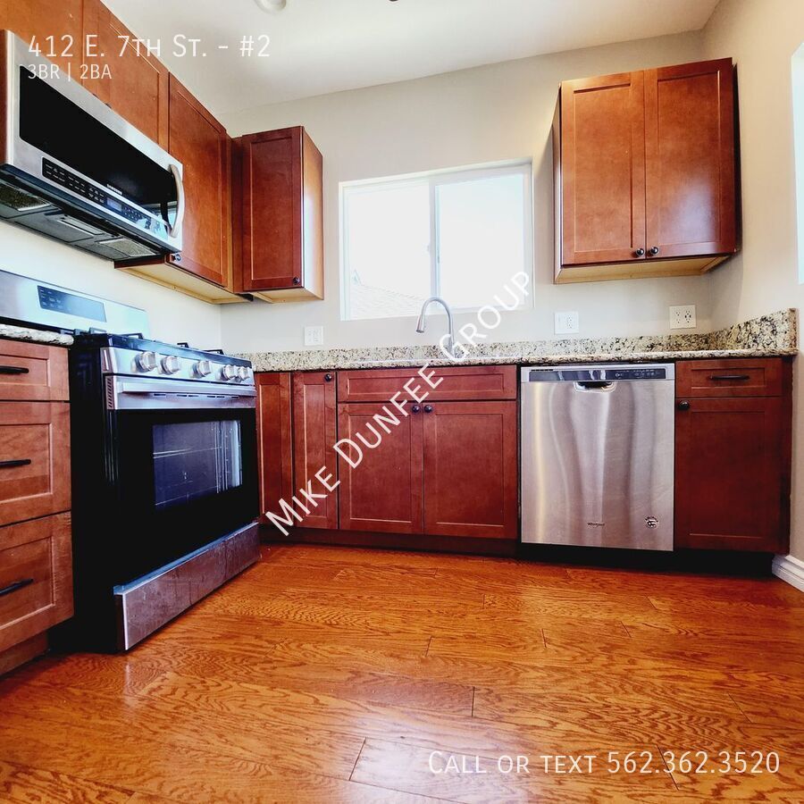 Charming 3 Bedroom, 2 Bathroom Upstairs Apartment property image