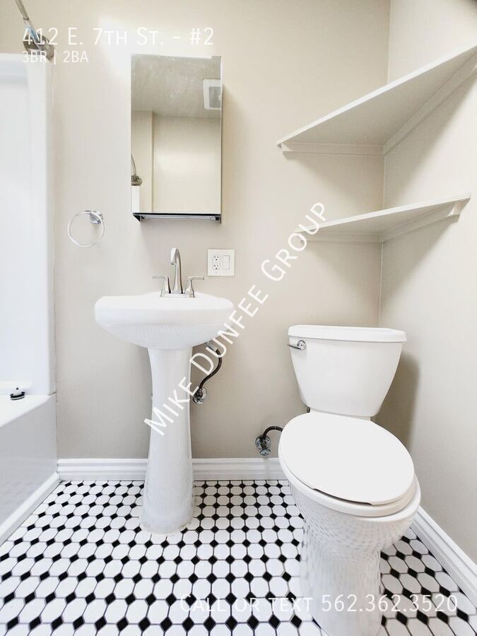 Charming 3 Bedroom, 2 Bathroom Upstairs Apartment property image