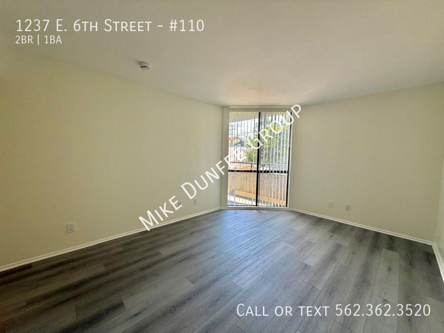 Spacious Two Bedroom in North Alamitos Beach property image