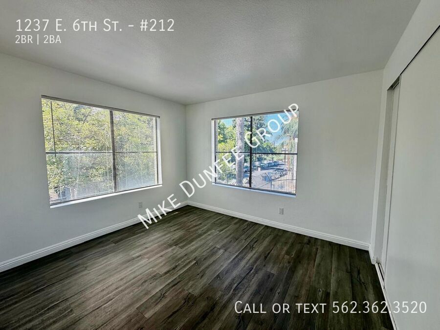 North Alamitos Beach Two Bedroom Unit in Clean Apartment Complex property image
