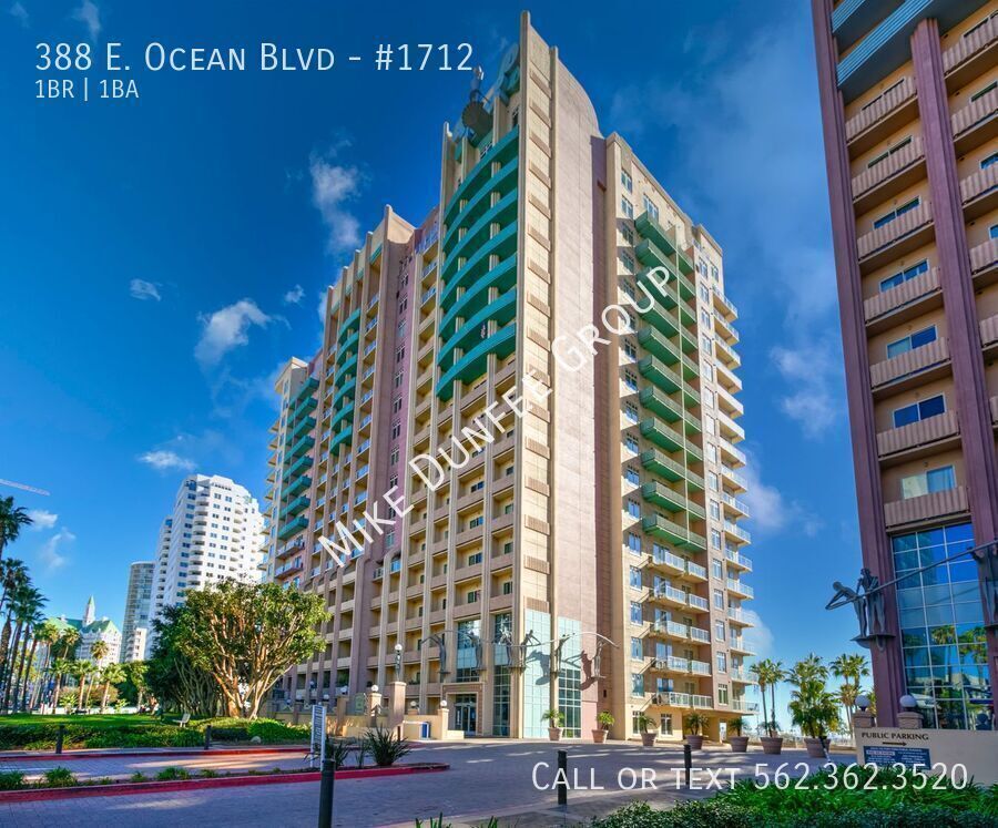 Downtown, High-Rise One Bedroom Condo at the AQUA property image
