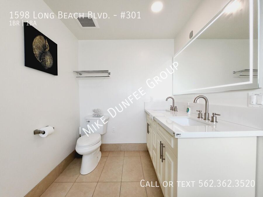 Unfurnished Contemporary One Bedroom, One Bathroom property image