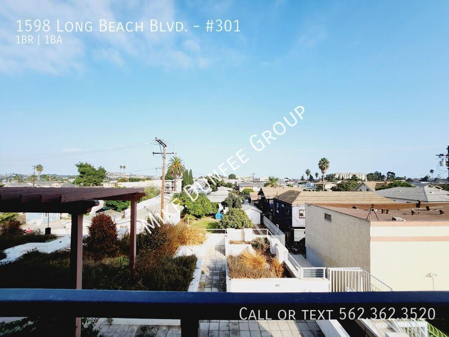 Unfurnished Contemporary One Bedroom, One Bathroom property image