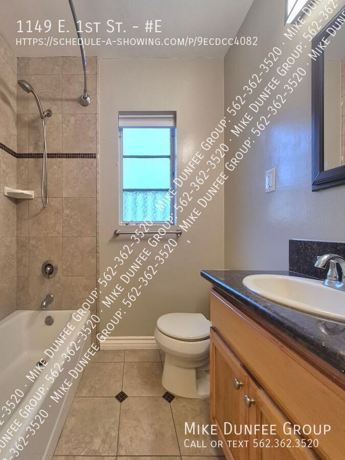 Extra Large Coastal Studio With Full Kitchen property image