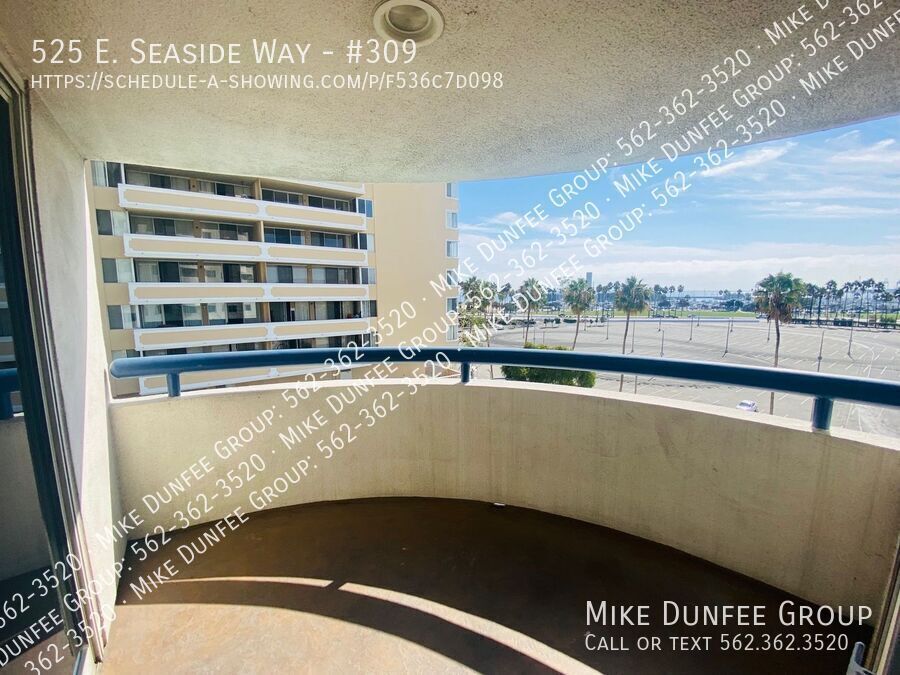 Dream Coastal Living at HarborPlace Tower in Long Beach property image