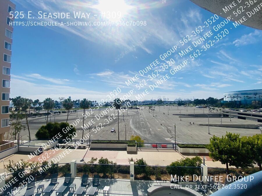 Dream Coastal Living at HarborPlace Tower in Long Beach property image