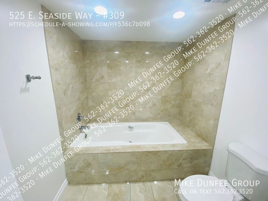 Dream Coastal Living at HarborPlace Tower in Long Beach property image