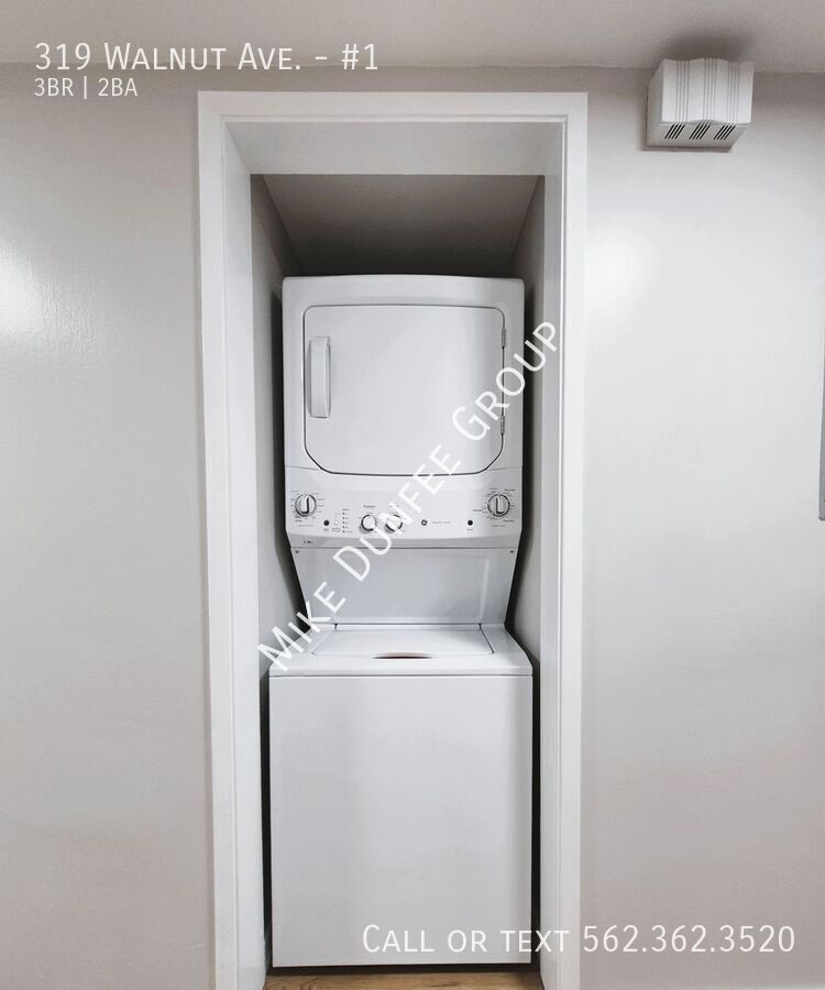 3-Bedroom, 2.5 Bath Apartment Near Alamitos Beach property image