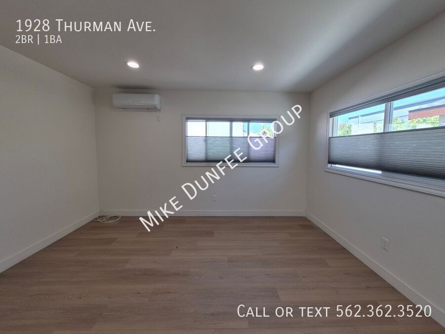 LA, Mid-City 2BR/1BA Open Floor Apartment property image