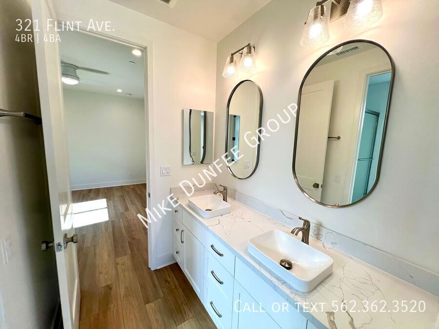 Newly-Built Four Bedroom House Featuring Deck and Two-Car Garage property image