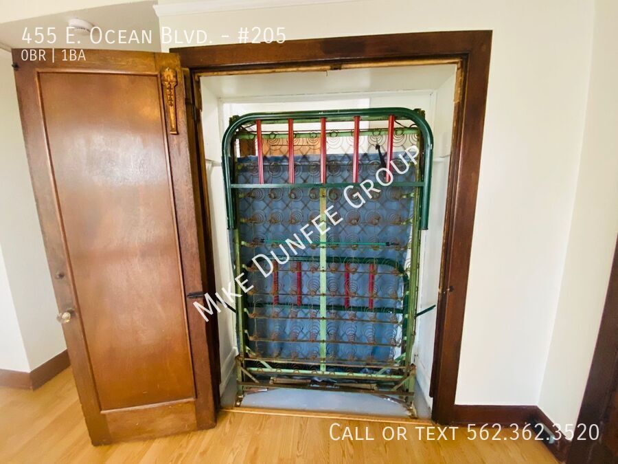 Charming Second-Floor Studio in the Heart of Long Beach property image