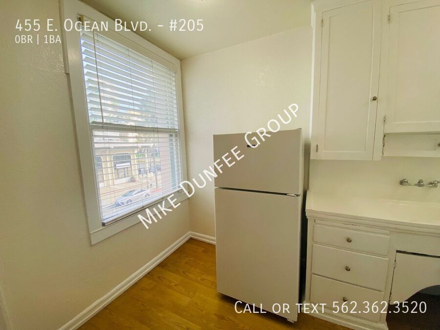 Charming Second-Floor Studio in the Heart of Long Beach property image