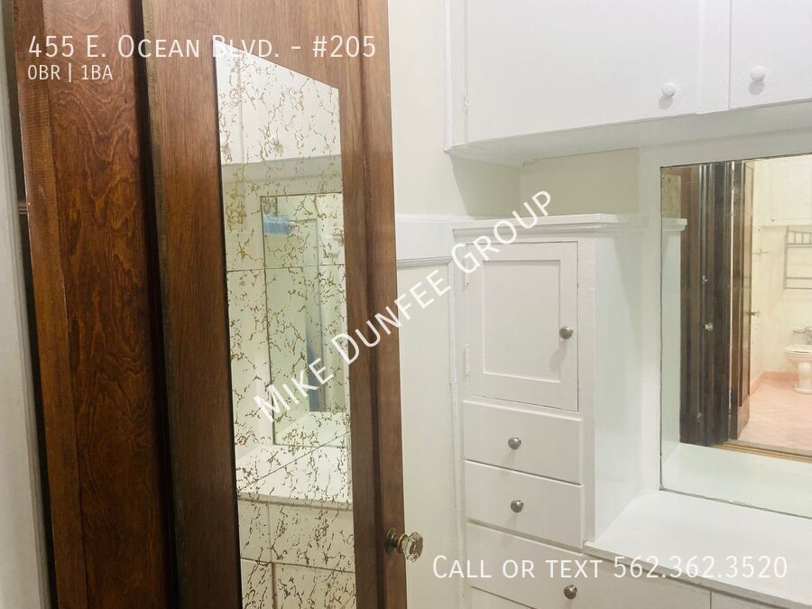 Charming Second-Floor Studio in the Heart of Long Beach property image