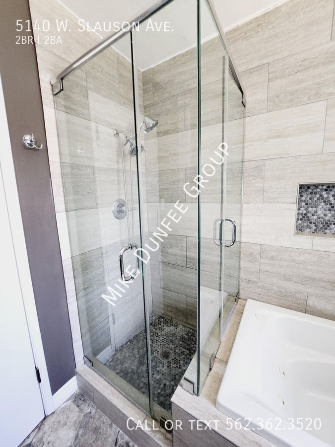 Spacious 2-bedroom, 1.5-bathroom Apartment property image