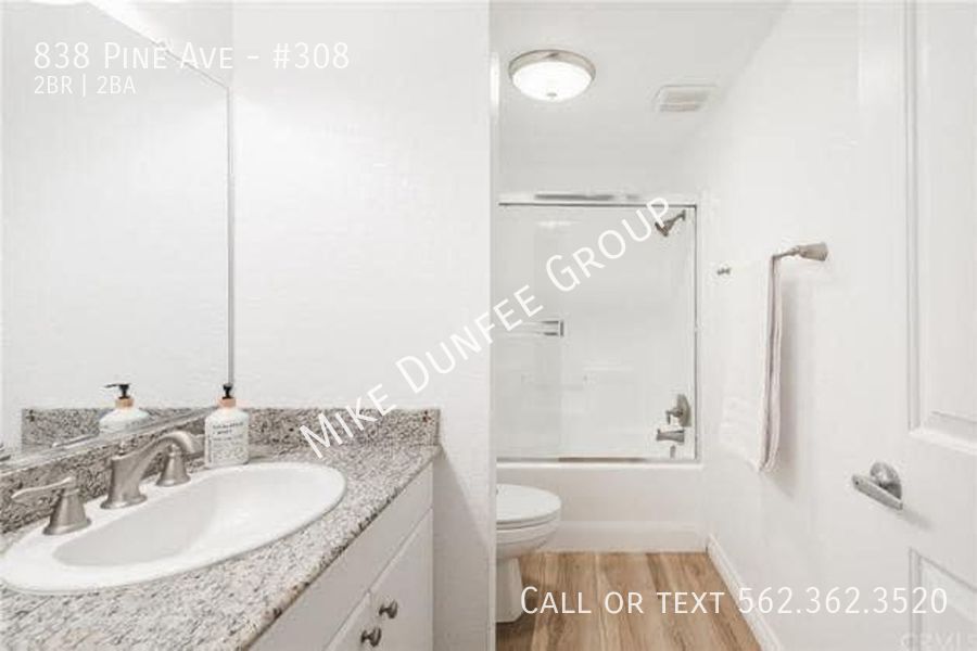 Unfurnished Downtown Long Beach Two Bedroom property image