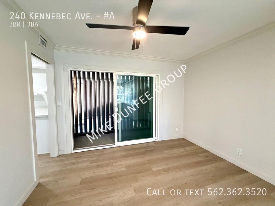 Bluff Heights Remodeled 3 Bedroom Apartment Close to Parks, Beach and Culture property image
