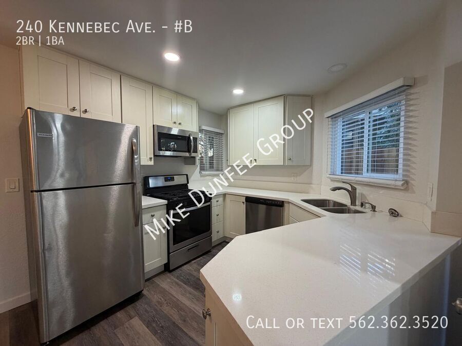 Bluff Heights Two-bedroom Apartment Near Parks and Culture Life property image