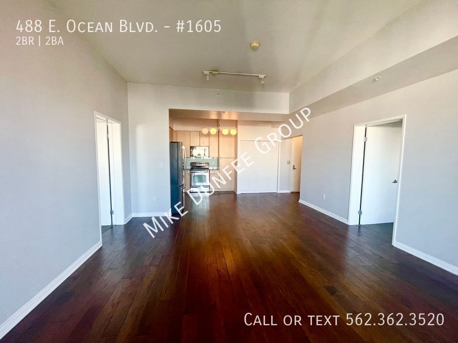 Downtown Long Beach Condo with Private Balcony and Garage property image