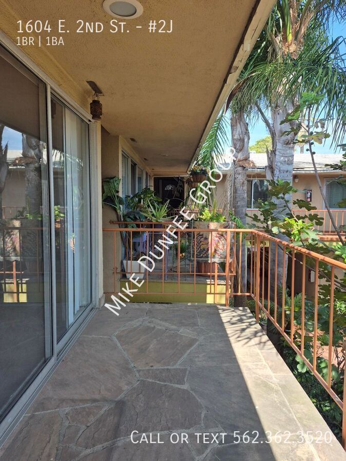 Bright Upstairs One Bedroom With Private Balcony in Prime Location property image