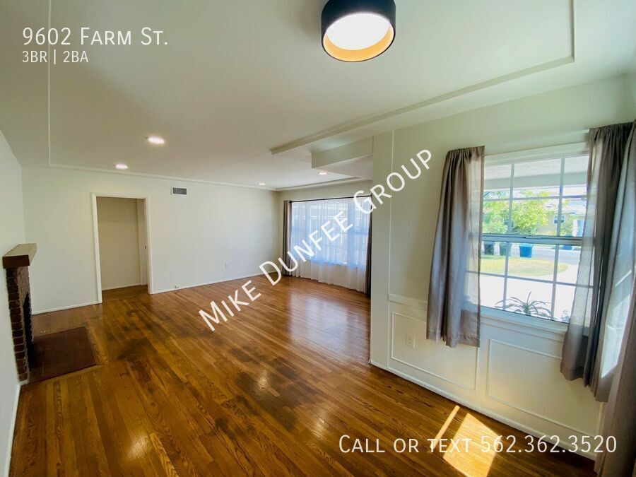 Charming 3-Bedroom Home in Desirable Downey Neighborhood property image