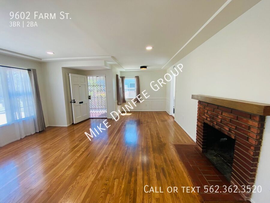 Charming 3-Bedroom Home in Desirable Downey Neighborhood property image