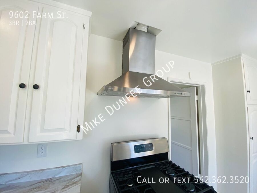 Charming 3-Bedroom Home in Desirable Downey Neighborhood property image