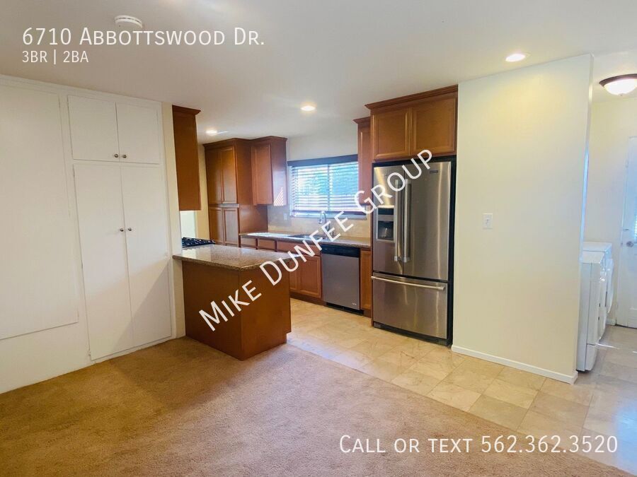 Charming Single-Family Home in Palos Verdes Village property image