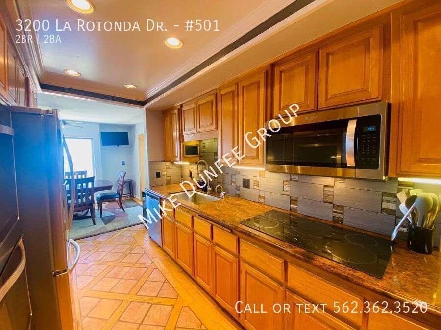 Coastal Living at Ocean Terrace – Rancho Palos Verdes property image