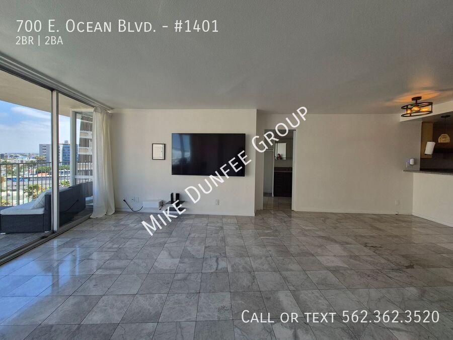 2-Bedroom, 2-Bath Condo at the Prestigious International Towers in Downtown Long Beach property image