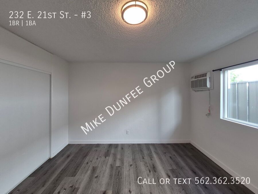 Downstairs One-Bedroom Apartment in the Wrigley Area property image