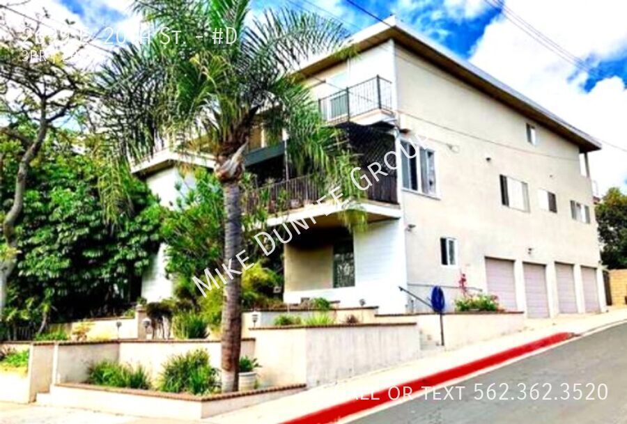 Luxury Living with Penthouse Vibes - 3 Bedroom 2 Bath with Sweeping Views property image