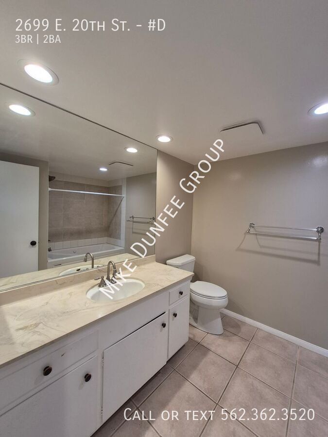 Luxury Living with Penthouse Vibes - 3 Bedroom 2 Bath with Sweeping Views property image