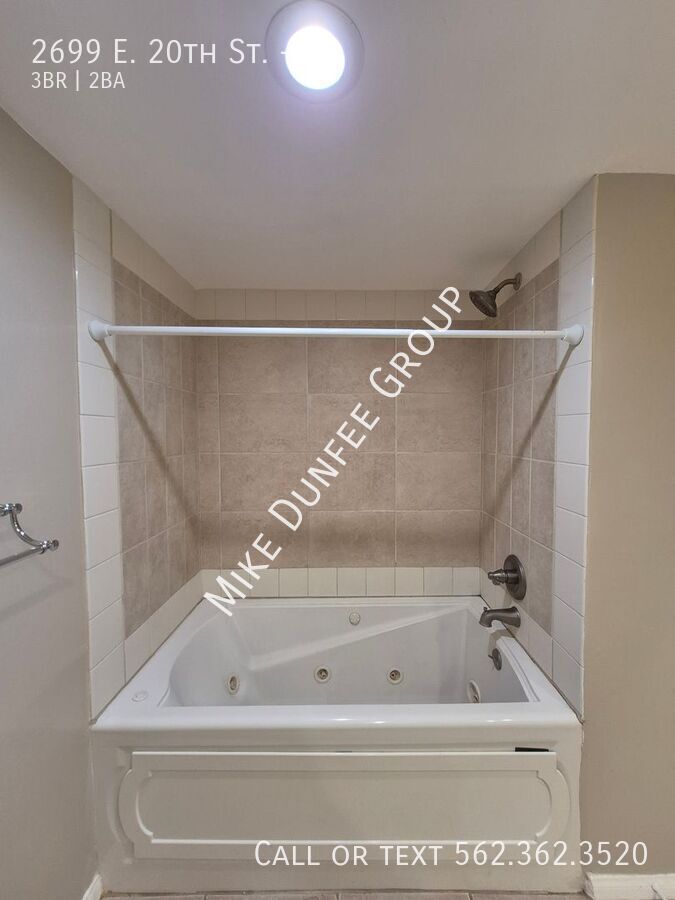 Luxury Living with Penthouse Vibes - 3 Bedroom 2 Bath with Sweeping Views property image