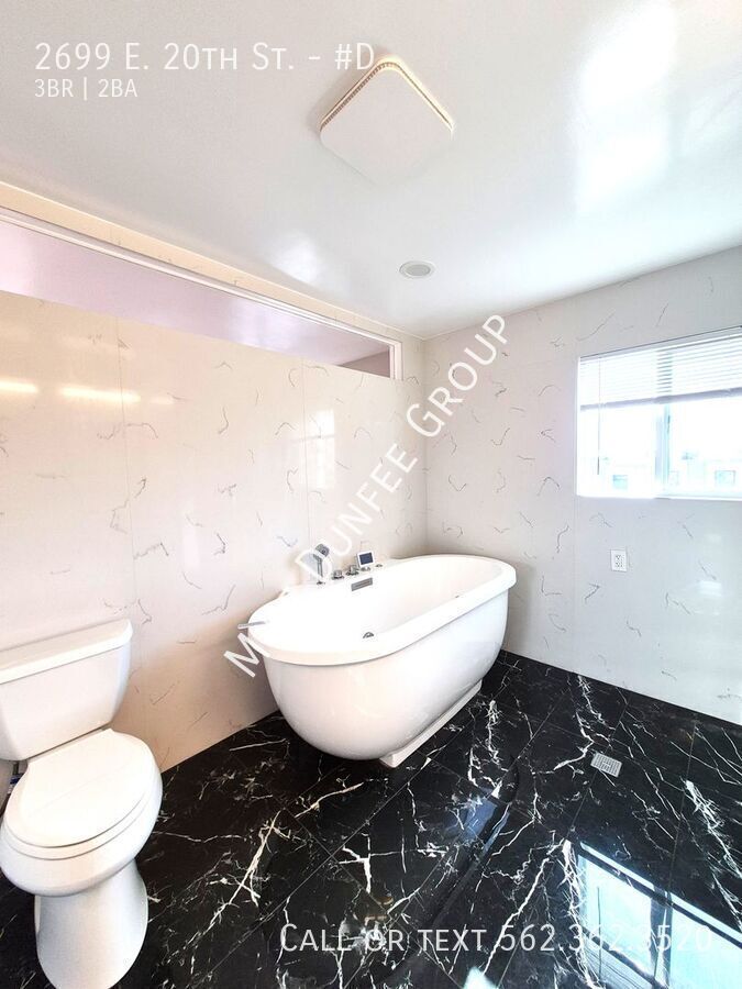 Luxury Living with Penthouse Vibes - 3 Bedroom 2 Bath with Sweeping Views property image